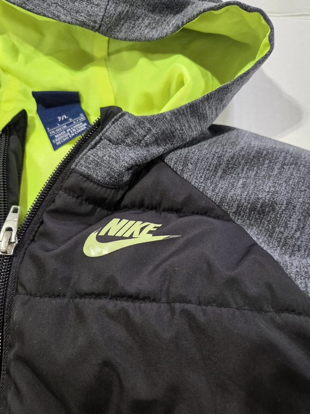 Nike Boys' Black & Neon Green Hooded Puffer Jacket